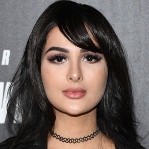 SSSniperWolf Without Makeup - Celebs Without Makeup